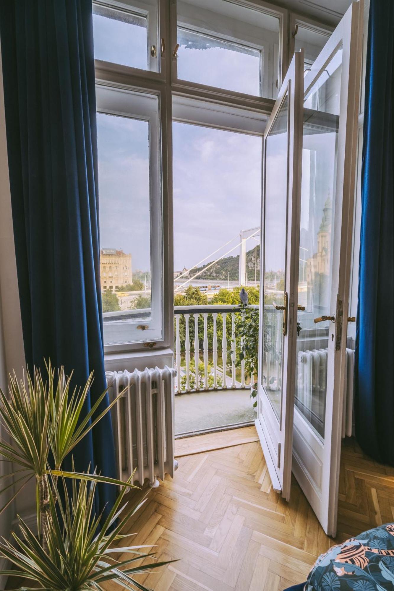Budapest Riverfront Suite Esterno foto